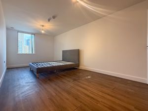 Photo 8- click for photo gallery